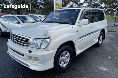 White 1998 Toyota Landcruiser SUV GXV 4X4