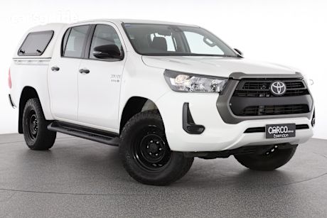 White 2022 Toyota Hilux Ute Tray SR 4X4