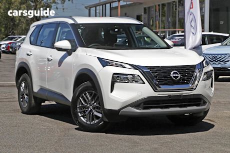 White 2025 Nissan X-Trail SUV ST F