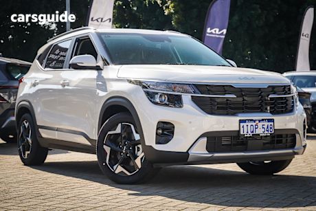 White 2025 Kia Seltos Wagon Sport+ (Awd)