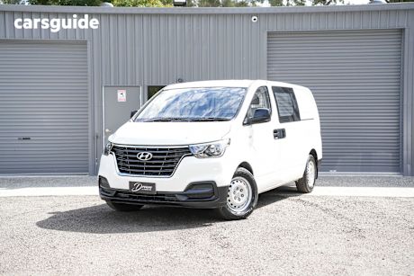 White 2021 Hyundai Iload Van 3S Liftback