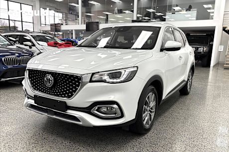 White 2023 MG HS SUV VIBE F