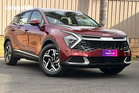 Red 2024 Kia Sportage SUV S F
