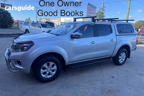 Silver 2019 Nissan Navara Dual Cab Pick-up St (4X2)