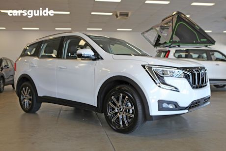 White 2025 Mahindra XUV700 Wagon Ax7L