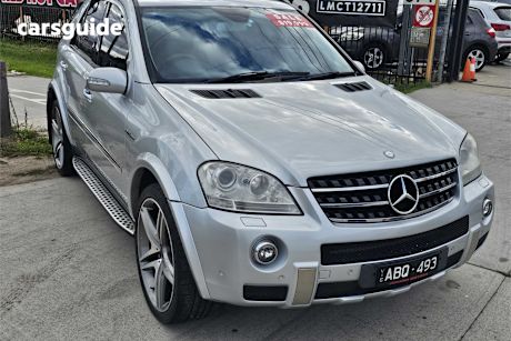 Silver 2006 Mercedes-Benz ML63 Wagon Amg (4X4)