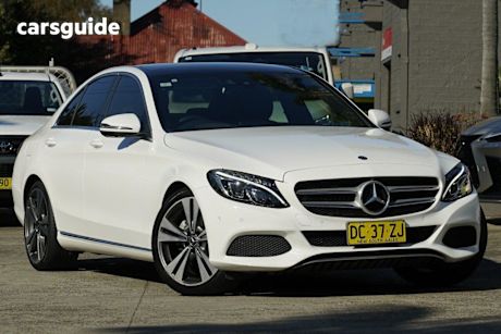 2017 Mercedes-Benz C200 Sedan