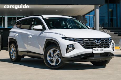 White 2023 Hyundai Tucson SUV F