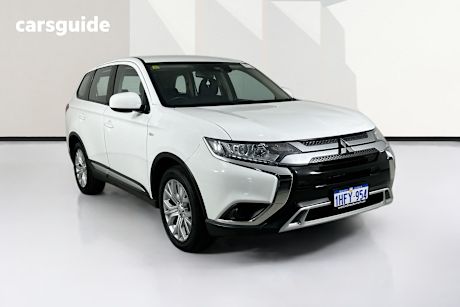 White 2021 Mitsubishi Outlander Wagon Es 7 Seat (2Wd)
