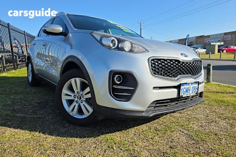 Silver 2016 Kia Sportage SUV SI F