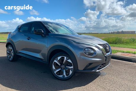 Grey 2024 Nissan Juke Hatchback St-L