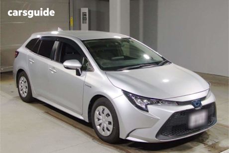 Silver 2020 Toyota Corolla SUV