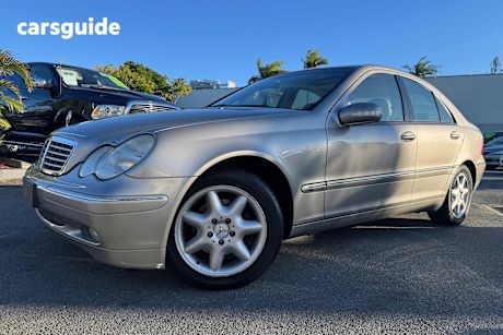 Silver 2004 Mercedes-Benz C240 Sedan Classic