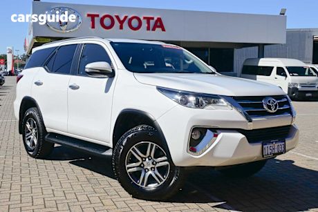 White 2016 Toyota Fortuner SUV GXL 4X4