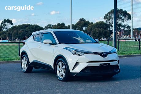 White 2019 Toyota C-HR SUV S LED PACKAGE