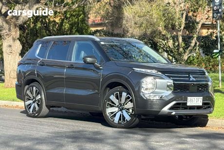 Grey 2025 Mitsubishi Outlander SUV ASPIRE F