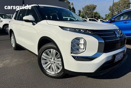 White 2023 Mitsubishi Outlander Wagon Es 5 Seat (2Wd)