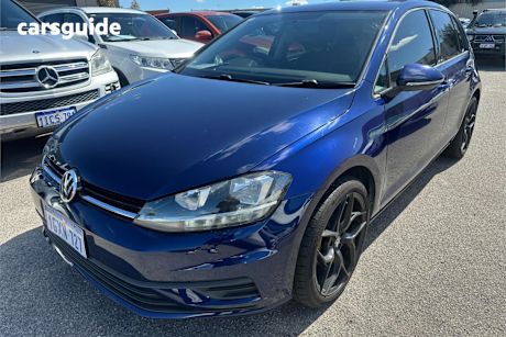 Blue 2018 Volkswagen Golf Hatchback 110 Tsi