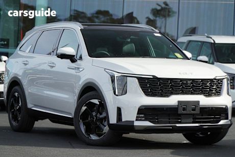 White 2025 Kia Sorento SUV PHEV GT-LINE 4X4