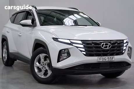 White 2022 Hyundai Tucson SUV ELITE F