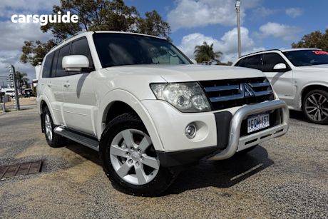 White 2008 Mitsubishi Pajero SUV VR-X 4X4