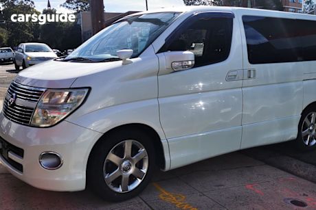 White 2010 Nissan Elgrand OtherCar HIGHWAY STAR