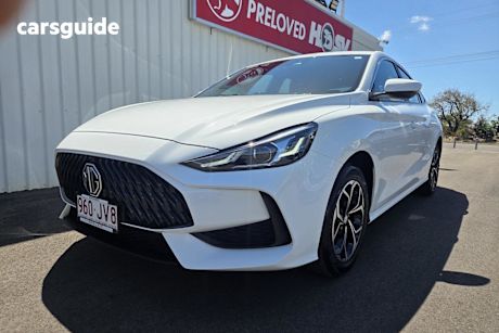 White 2023 MG MG5 Sedan Vibe