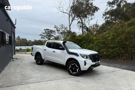 White 2021 Nissan Navara Ute Tray SL 4X4