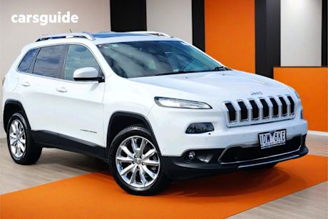 White 2014 Jeep Cherokee SUV LIMITED 4X4