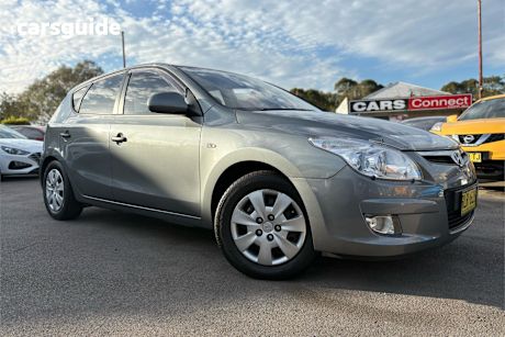 Silver 2009 Hyundai I30 Hatchback Sr