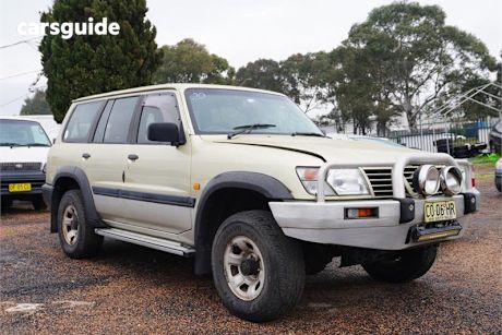 Gold 2001 Nissan Patrol SUV ST 4X4