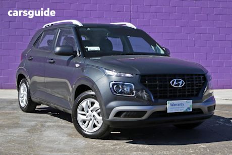 Grey 2022 Hyundai Venue SUV F
