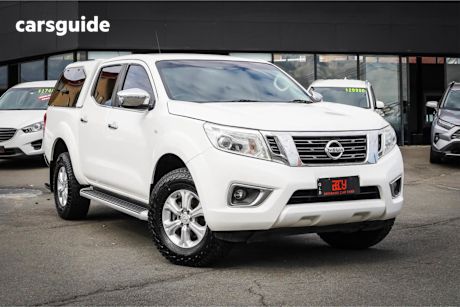 White 2018 Nissan Navara Ute Tray ST R