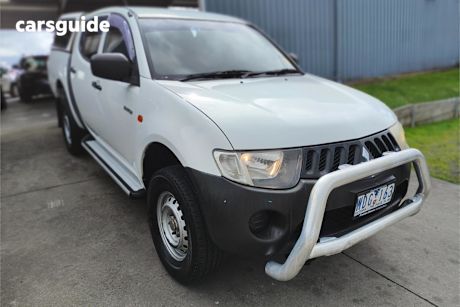 White 2007 Mitsubishi Triton Ute Tray GLX R