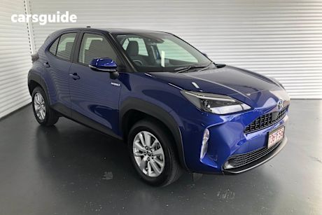 Blue 2022 Toyota Yaris Cross SUV GX F