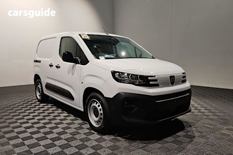White 2025 Peugeot Partner Van Pro Short