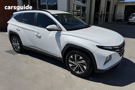 White 2022 Hyundai Tucson SUV ELITE 4X4
