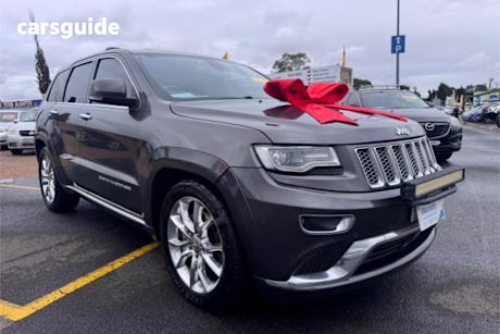 Grey 2014 Jeep Grand Cherokee SUV SUMMIT 4X4