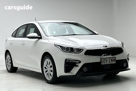 White 2020 Kia Cerato Hatch S F