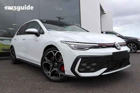 White 2025 Volkswagen Golf Hatch GTI F