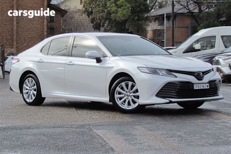 White 2021 Toyota Camry Sedan ASCENT F