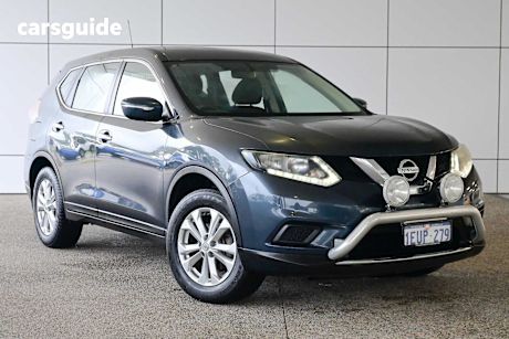 Blue 2015 Nissan X-Trail SUV ST F