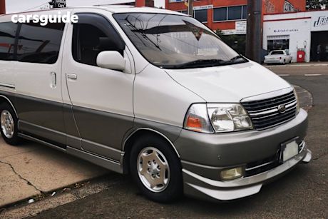 White 2001 Toyota Granvia OtherCar