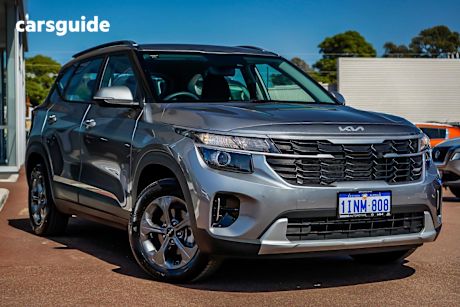 Grey 2025 Kia Seltos SUV S F