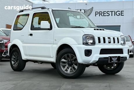 White 2015 Suzuki Jimny Wagon