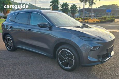 Grey 2025 MG MGS5 EV SUV ESSENCE 62 R
