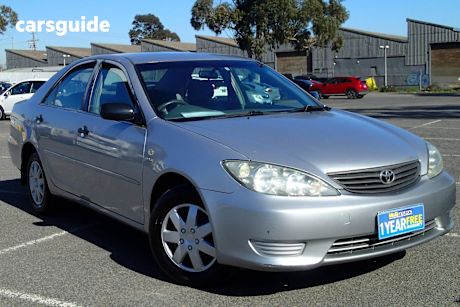 Silver 2005 Toyota Camry Sedan Altise