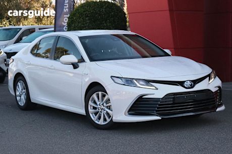 White 2024 Toyota Camry Sedan ASCENT F