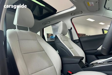 Green 2025 MG ZS SUV ESSENCE HYBRID+ F