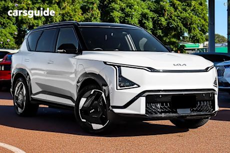 White 2025 Kia EV5 SUV GT-LINE 4WD